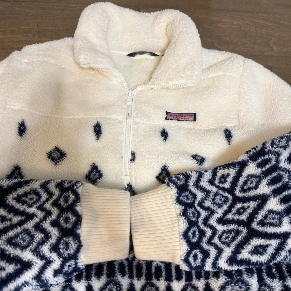 Never Worn! Vineyard Vines Women’s Fair Isle Quarter Zip Lush Teddy Shep Shirt - Picture 4 of 7